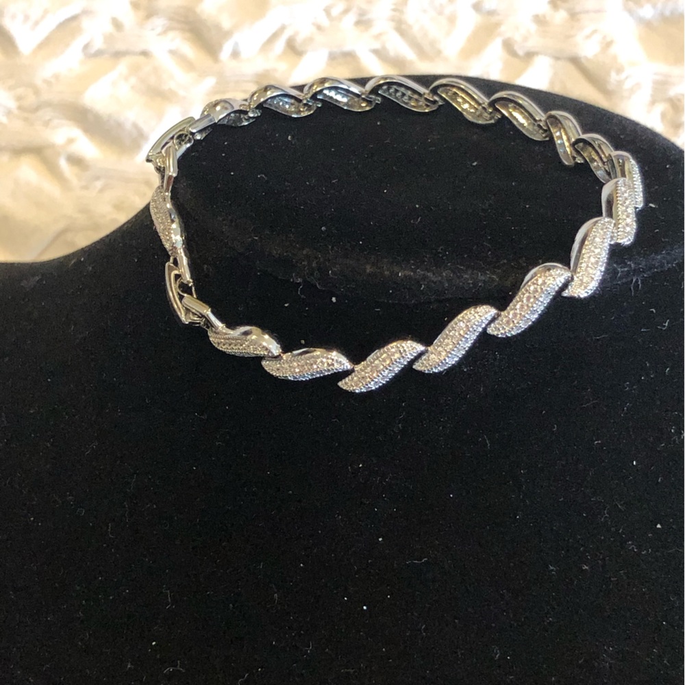 Dazzling Silver Crystal Link Bracelet